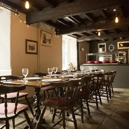 The New 1730 Couette-café 3*